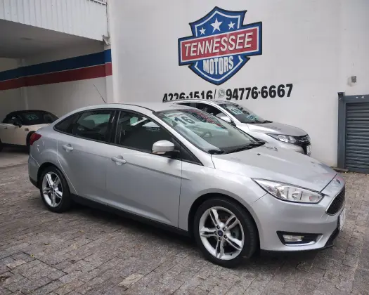 FORD FOCUS 2.0 SE SEDAN 16V FLEX 4P POWERSHIFT FORD FOCUS 2.0 SE SEDAN 16V FLEX 4P POWERSHIFT