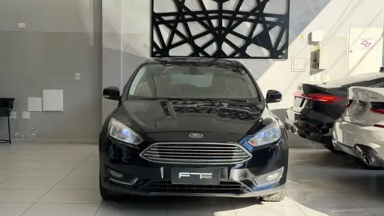FORD FOCUS 2.0 TITANIUM 16V FLEX 4P POWERSHIFT FORD FOCUS 2.0 TITANIUM 16V FLEX 4P POWERSHIFT