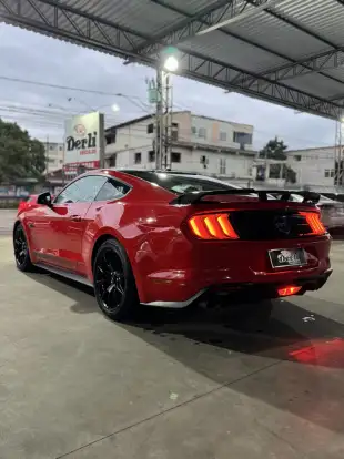FORD-MUSTANG-2019