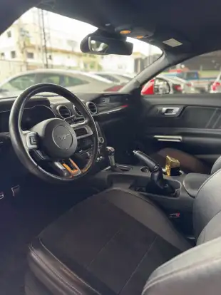 FORD-MUSTANG-2019