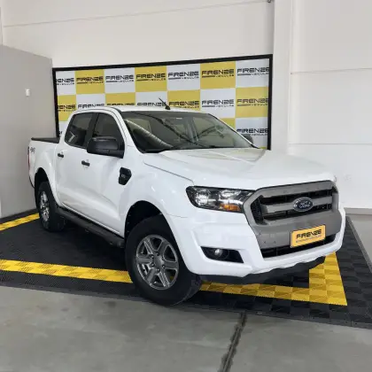 FORD RANGER 2.2 XLS 4X4 CD 16V DIESEL 4P AUTOMÁTICO FORD RANGER 2.2 XLS 4X4 CD 16V DIESEL 4P AUTOMÁTICO