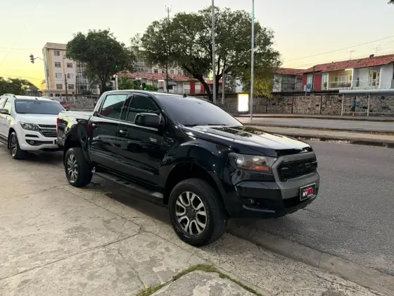 FORD RANGER 2.2 XLS 4X4 CD 16V DIESEL 4P AUTOMÁTICO FORD RANGER 2.2 XLS 4X4 CD 16V DIESEL 4P AUTOMÁTICO