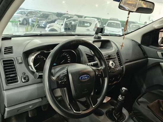 FORD-RANGER-2013