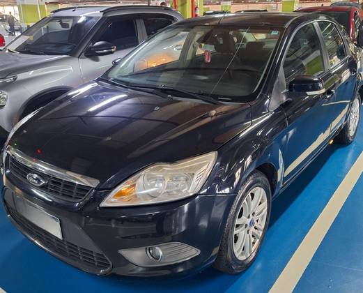 FORD FOCUS 2.0 GLX SEDAN 16V FLEX 4P AUTOMÁTICO