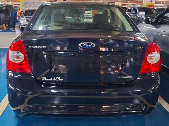 FORD-FOCUS-2.0 GLX SEDAN 16V FLEX 4P AUTOMÁTICO FORD-FOCUS-2013
