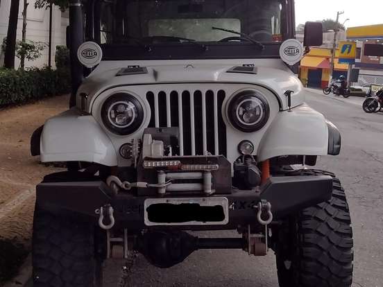 FORD-JEEP-CJ-5 FORD-JEEP-1982