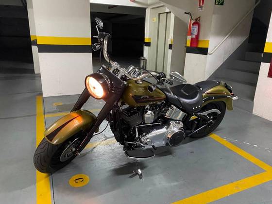 HARLEY-DAVIDSON FAT BOY FLSTF 