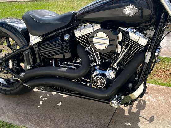 HARLEY-DAVIDSON-ROCKER C HARLEY-DAVIDSON-ROCKER C-2011