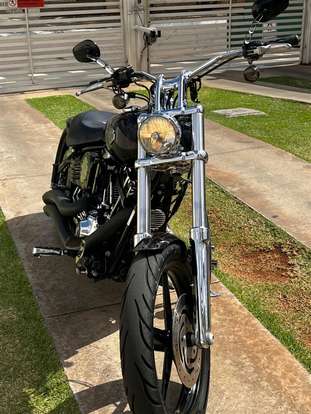 HARLEY-DAVIDSON-ROCKER C-2011