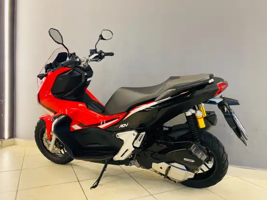 HONDA-ADV-2022