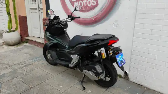 HONDA-ADV-2023
