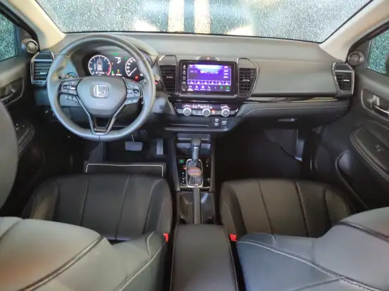 HONDA-CITY-1.5 i-VTEC FLEX TOURING CVT HONDA-CITY-2023
