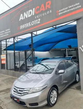 HONDA CITY 1.5 LX 16V FLEX 4P MANUAL HONDA CITY 1.5 LX 16V FLEX 4P MANUAL