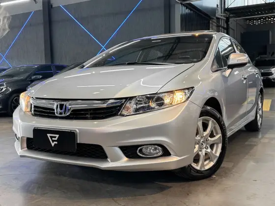 HONDA CIVIC 1.8 EXS 16V FLEX 4P AUTOMÁTICO HONDA CIVIC 1.8 EXS 16V FLEX 4P AUTOMÁTICO