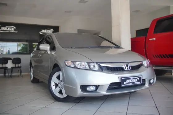 HONDA CIVIC 1.8 LXS 16V FLEX 4P MANUAL