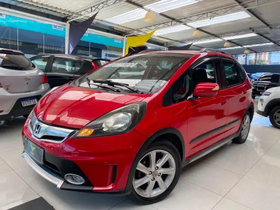 HONDA FIT 1.5 TWIST 16V FLEX 4P AUTOMÁTICO HONDA FIT 1.5 TWIST 16V FLEX 4P AUTOMÁTICO
