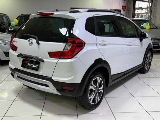 HONDA-WR-V-2017