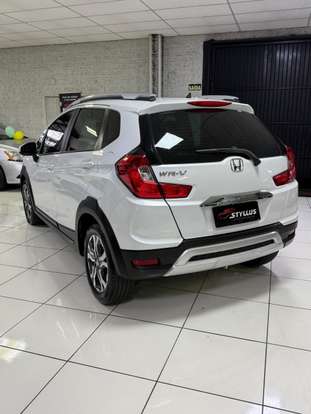 HONDA-WR-V-2017