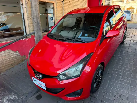 HYUNDAI HB20 1.6 COMFORT 16V FLEX 4P MANUAL HYUNDAI HB20 1.6 COMFORT 16V FLEX 4P MANUAL
