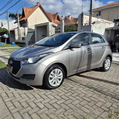 HYUNDAI HB20 1.6 COMFORT PLUS 16V FLEX 4P AUTOMÁTICO HYUNDAI HB20 1.6 COMFORT PLUS 16V FLEX 4P AUTOMÁTICO
