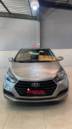 HYUNDAI HB20 1.0 COMFORT 12V FLEX 4P MANUAL