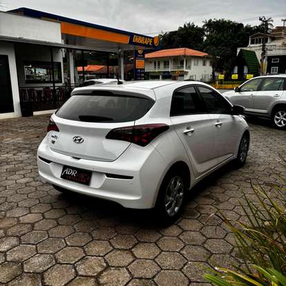 HYUNDAI-HB20-2018