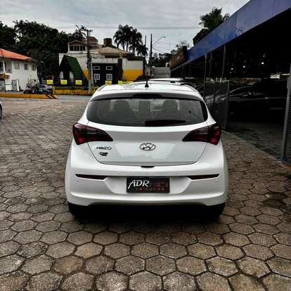 HYUNDAI-HB20-2018