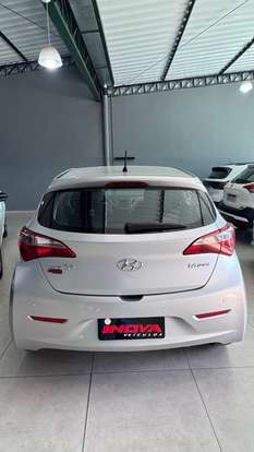 HYUNDAI-HB20-2013