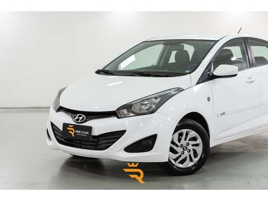 HYUNDAI-HB20-2015