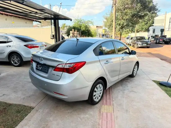 HYUNDAI-HB20S-1.6 COMFORT PLUS 16V FLEX 4P MANUAL HYUNDAI-HB20S-2014