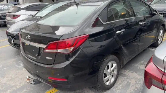 HYUNDAI HB20S 1.6 PREMIUM 16V FLEX 4P AUTOMÁTICO HYUNDAI HB20S 1.6 PREMIUM 16V FLEX 4P AUTOMÁTICO