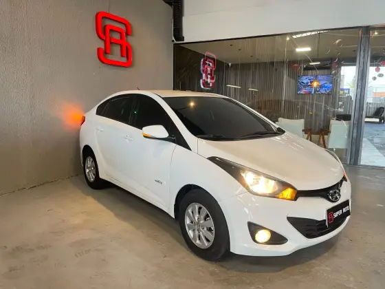 HYUNDAI HB20S 1.6 PREMIUM 16V FLEX 4P AUTOMÁTICO HYUNDAI HB20S 1.6 PREMIUM 16V FLEX 4P AUTOMÁTICO