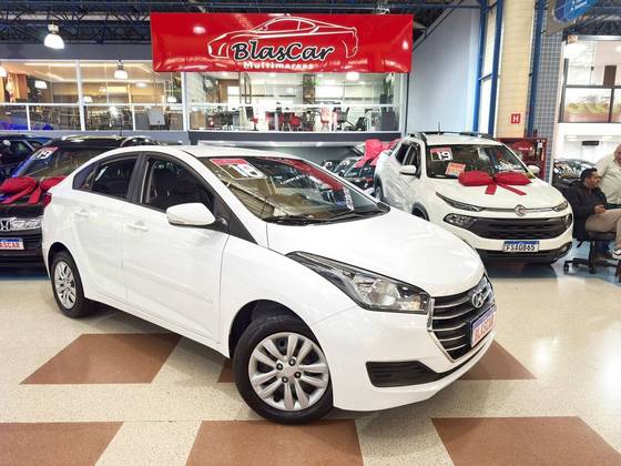 HYUNDAI HB20S 1.6 COMFORT PLUS 16V FLEX 4P AUTOMÁTICO