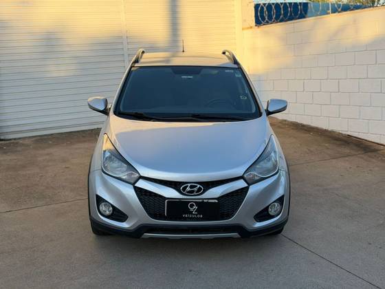 HYUNDAI HB20X 1.6 16V PREMIUM FLEX 4P AUTOMÁTICO