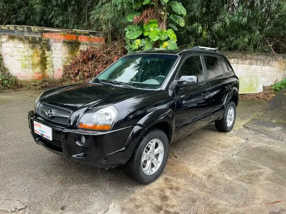 HYUNDAI TUCSON 2.0 MPFI GLS 16V 143CV 2WD FLEX 4P AUTOMÁTICO HYUNDAI TUCSON 2.0 MPFI GLS 16V 143CV 2WD FLEX 4P AUTOMÁTICO