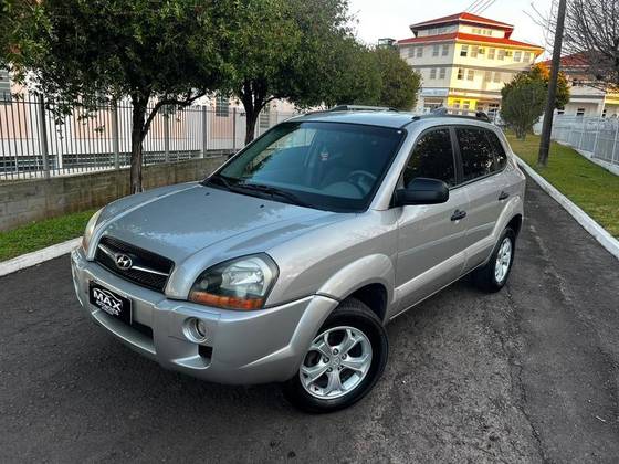 HYUNDAI TUCSON 2.0 MPFI GL 16V 142CV 2WD GASOLINA 4P MANUAL