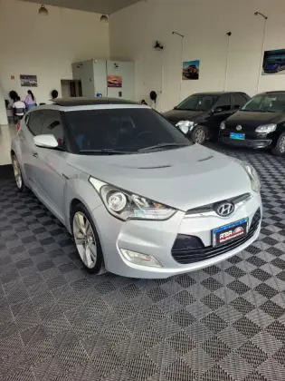 HYUNDAI VELOSTER 1.6 16V GASOLINA 3P AUTOMÁTICO HYUNDAI VELOSTER 1.6 16V GASOLINA 3P AUTOMÁTICO