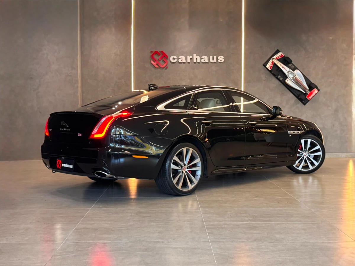 Jaguar XJ — foto 4