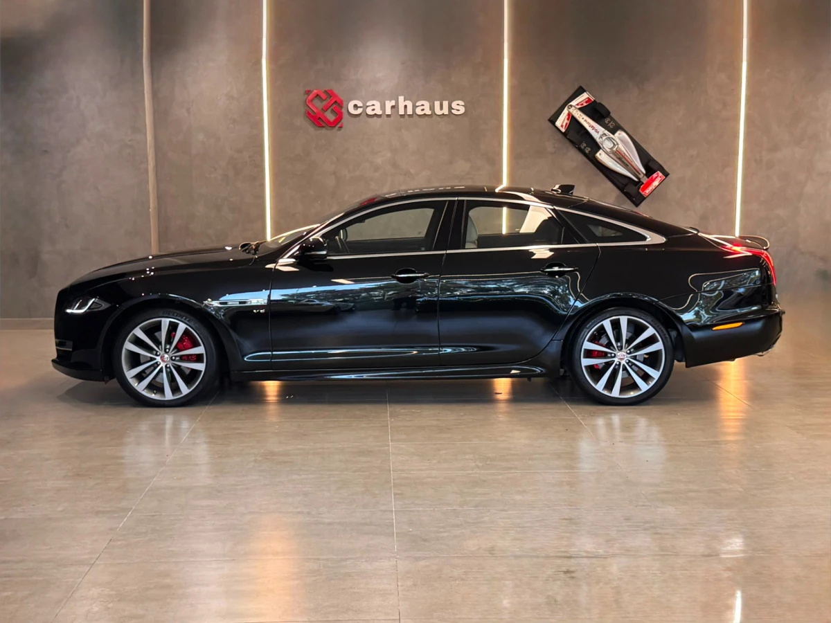 Jaguar XJ — foto 7