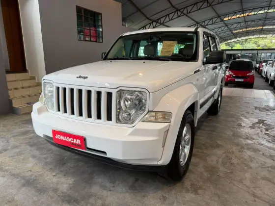 JEEP CHEROKEE 3.7 SPORT 4X4 V6 12V GASOLINA 4P AUTOMÁTICO JEEP CHEROKEE 3.7 SPORT 4X4 V6 12V GASOLINA 4P AUTOMÁTICO