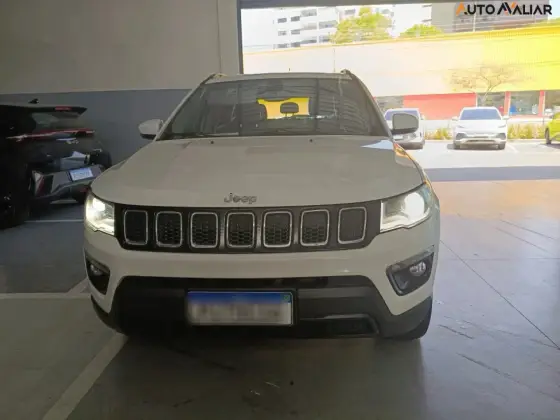 JEEP COMPASS 2.0 16V DIESEL LONGITUDE 4X4 AUTOMÁTICO JEEP COMPASS 2.0 16V DIESEL LONGITUDE 4X4 AUTOMÁTICO