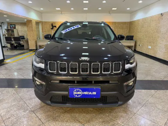 JEEP COMPASS 2.0 16V FLEX LONGITUDE AUTOMÁTICO JEEP COMPASS 2.0 16V FLEX LONGITUDE AUTOMÁTICO