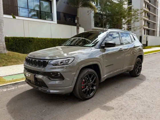 JEEP COMPASS 2.0 HURRICANE 4 TURBO GASOLINA BLACKHAWK AT9 JEEP COMPASS 2.0 HURRICANE 4 TURBO GASOLINA BLACKHAWK AT9
