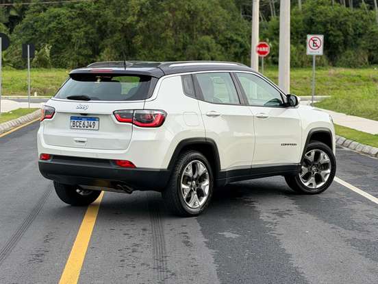 JEEP-COMPASS-2.0 16V FLEX LIMITED AUTOMÁTICO JEEP-COMPASS-2018