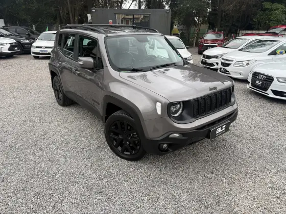 JEEP RENEGADE 2.0 16V TURBO DIESEL LONGITUDE 4P 4X4 AUTOMÁTICO JEEP RENEGADE 2.0 16V TURBO DIESEL LONGITUDE 4P 4X4 AUTOMÁTICO