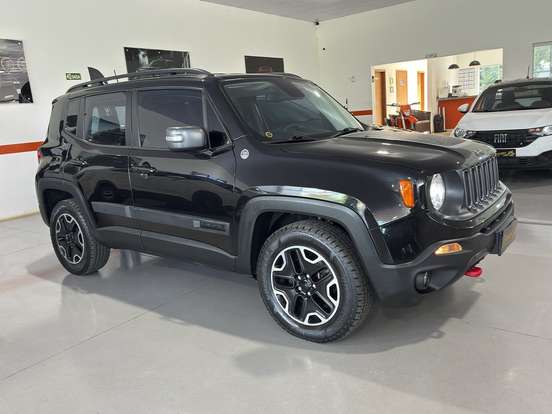 JEEP-RENEGADE-2.0 16V TURBO DIESEL TRAILHAWK 4P 4X4 AUTOMÁTICO JEEP-RENEGADE-2017