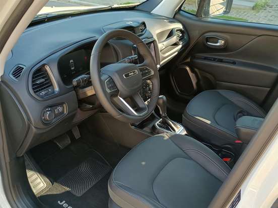 JEEP-RENEGADE-2025