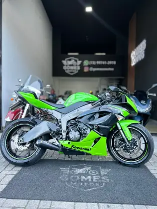 KAWASAKI NINJA ZX-6R KAWASAKI NINJA ZX-6R