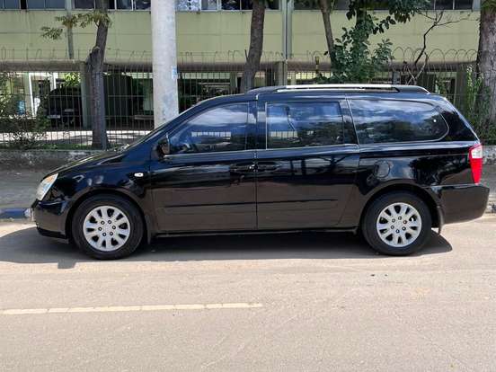KIA-CARNIVAL-3.8 EX V6 24V GASOLINA 4P AUTOMATICO KIA-CARNIVAL-2010