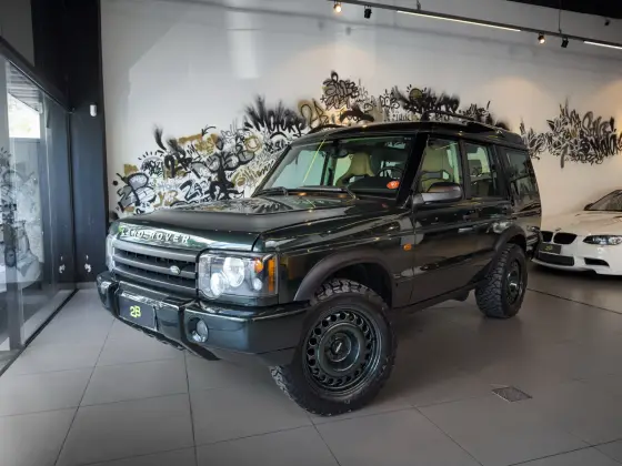 LAND ROVER DISCOVERY 4.0 ES 4X4 V8 GASOLINA 4P AUTOMÁTICO LAND ROVER DISCOVERY 4.0 ES 4X4 V8 GASOLINA 4P AUTOMÁTICO